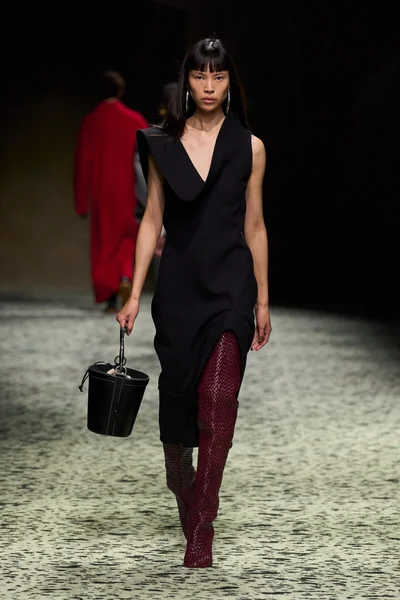 Look 23